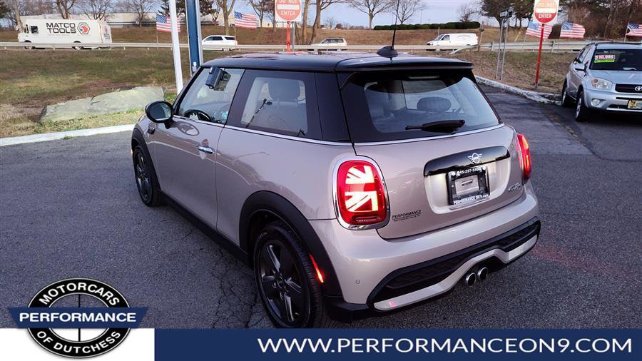 Used 2022 MINI Cooper S w/ Premium Package image 5