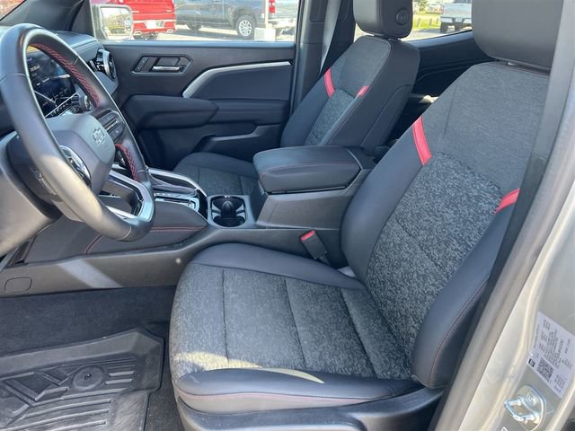 Used 2024 Chevrolet Colorado Z71 w/ Z71 Convenience Package 2 image 18