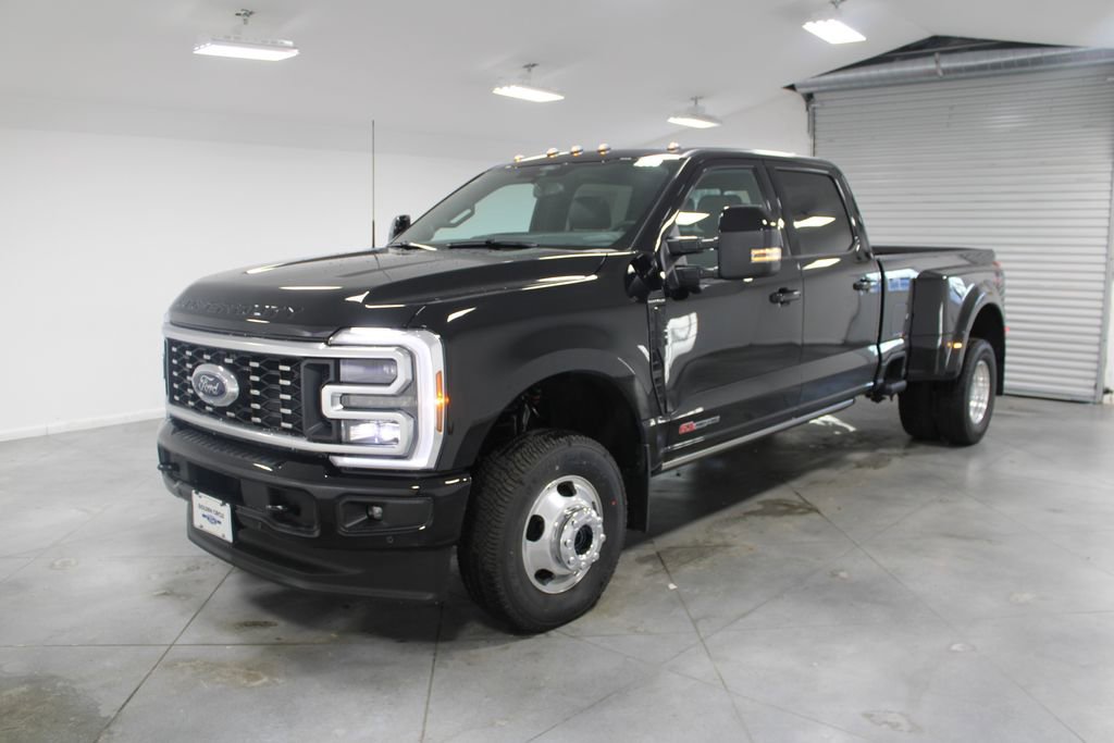 New 2026 Ford F350 Platinum video 3