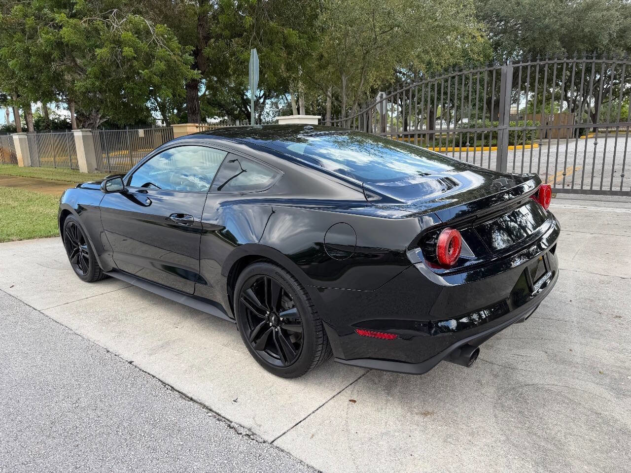 Used 2015 Ford Mustang Premium w/ Ecoboost Performance Package image 12