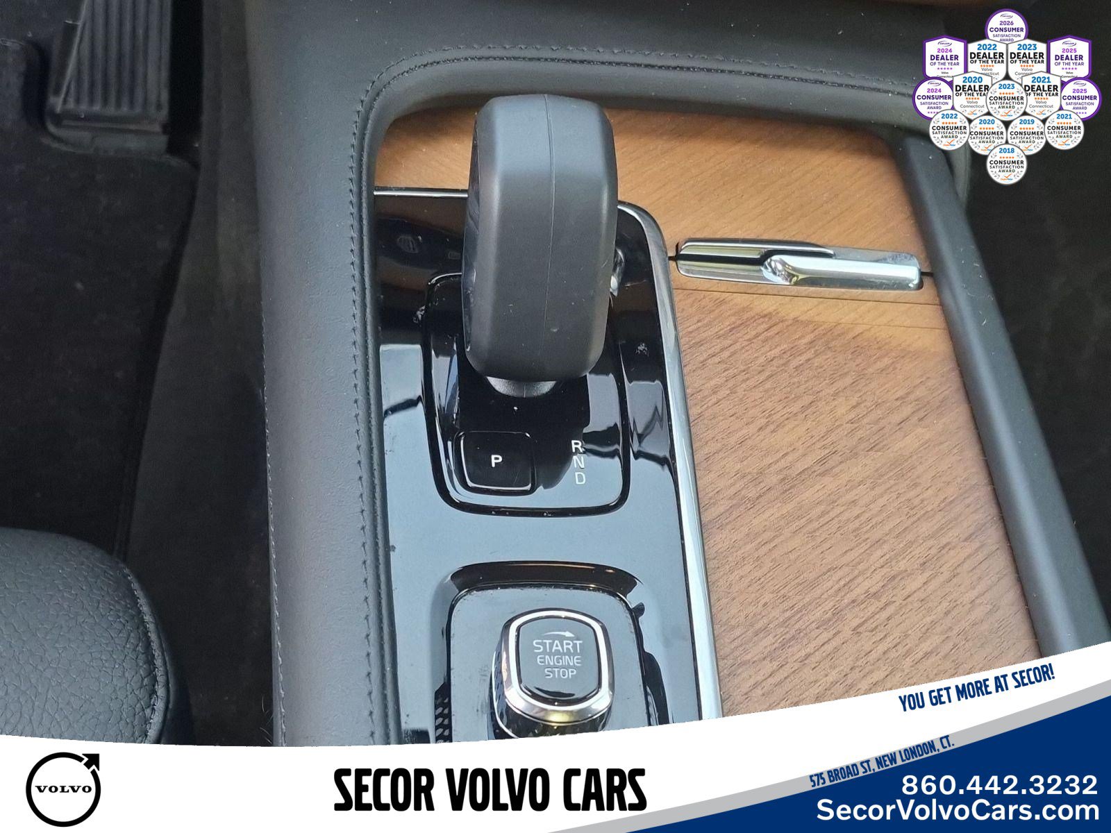 Certified 2024 Volvo XC90 T8 Plus w/ Protection Package Premier AWD/4WD image 13