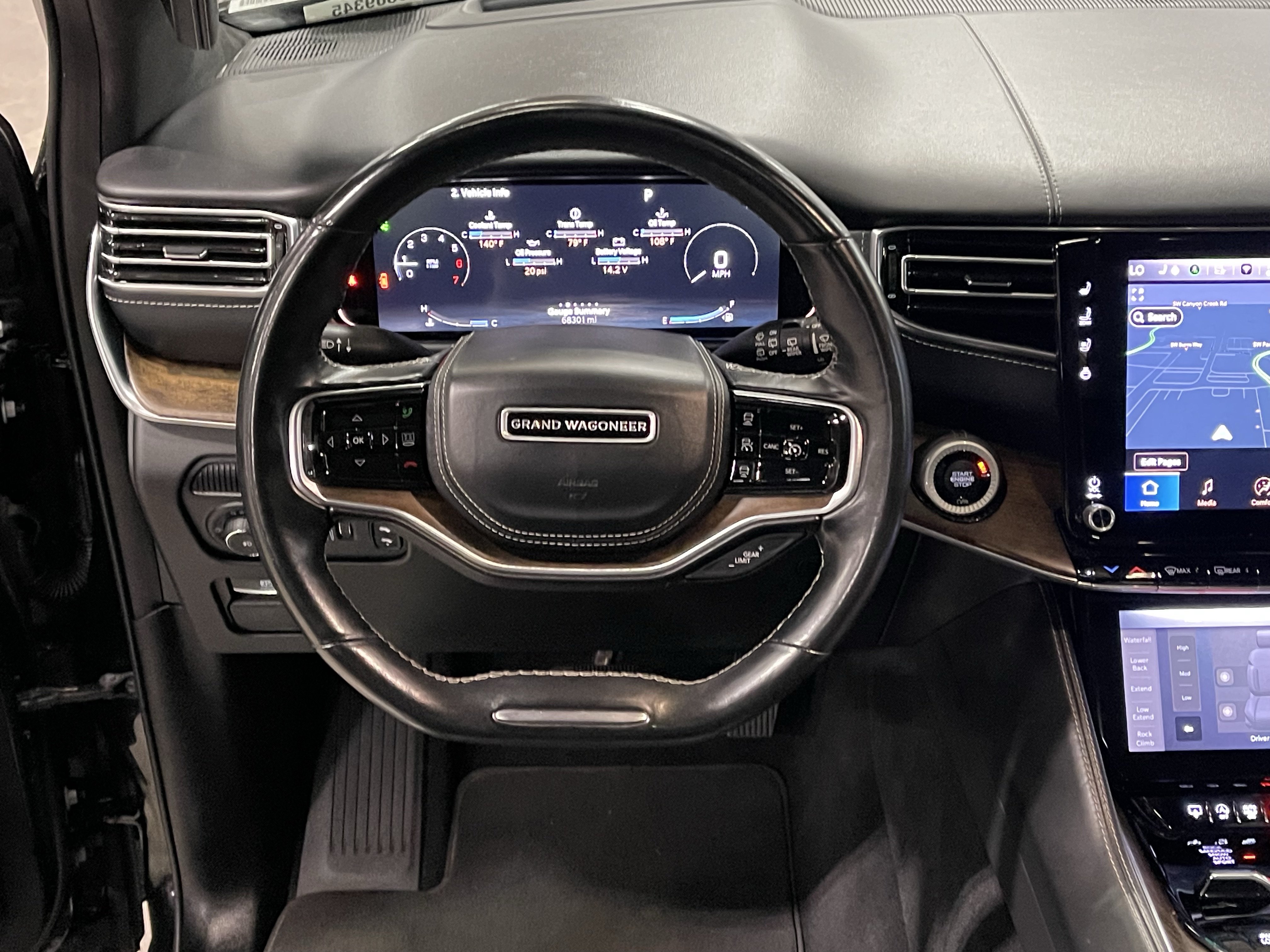 Used 2023 Jeep Grand Wagoneer Series II AWD/4WD image 13