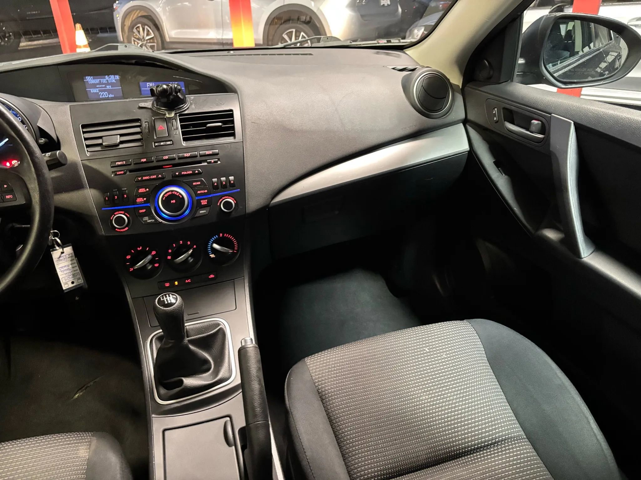 Used 2012 MAZDA MAZDA3 i Touring image 11