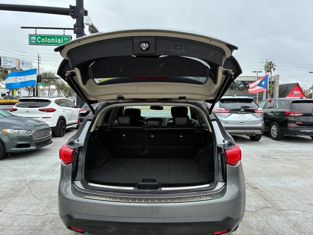 Used 2014 INFINITI QX70 Base AWD 4dr SUV (3.7L V6) w/ Premium Package image 7