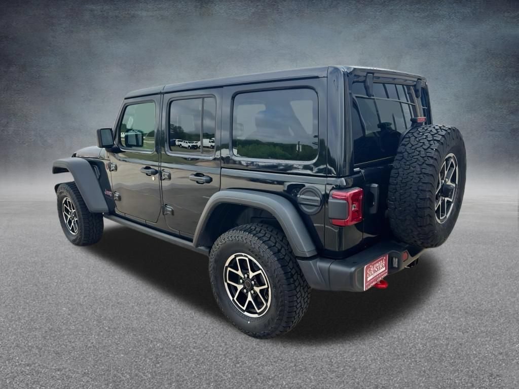 Used 2025 Jeep Wrangler Unlimited Rubicon AWD/4WD image 9