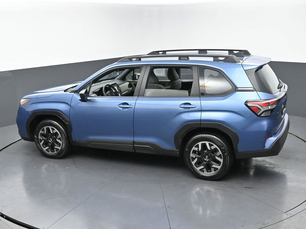 Used 2025 Subaru Forester w/ Convenience Package #1 image 39