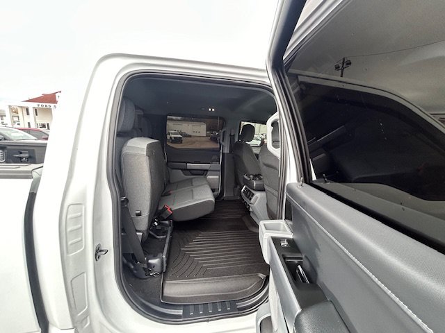 Used 2024 Ford F150 Lightning Flash AWD/4WD image 15