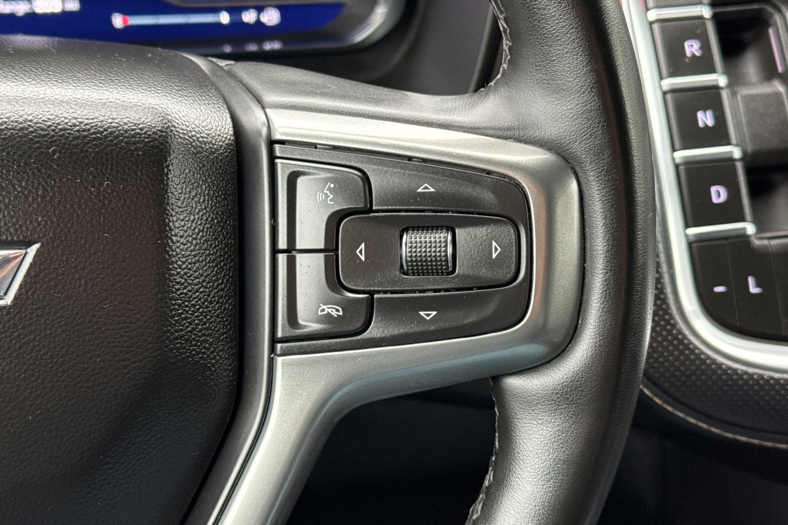 Used 2024 Chevrolet Tahoe Premier image 32