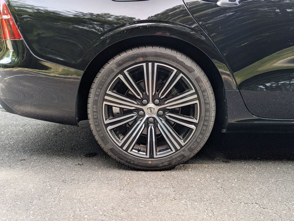 Used 2019 Volvo S60 T5 Inscription FWD image 12