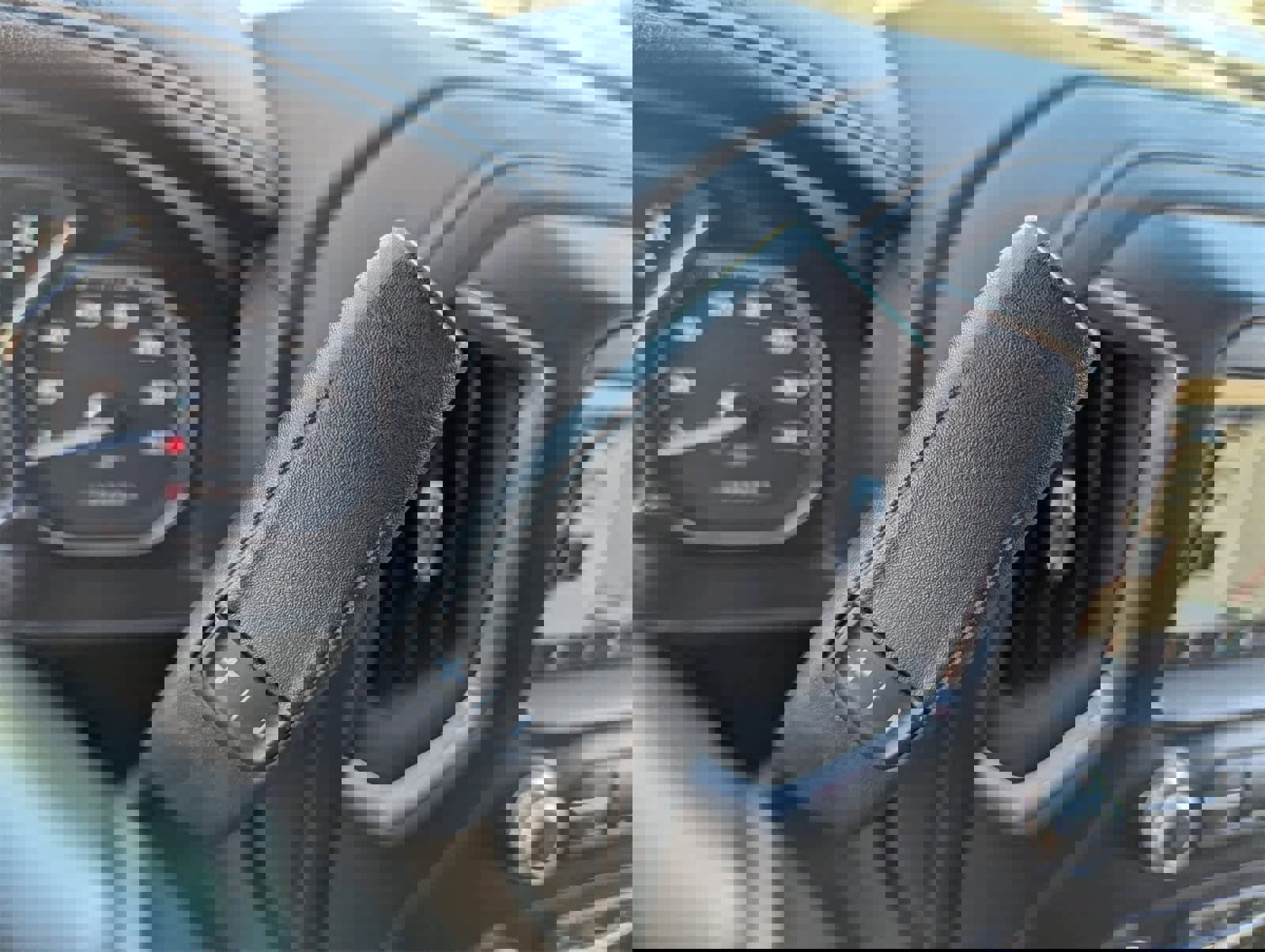 Used 2021 GMC Sierra 1500 AT4 w/ AT4 Premium Package image 31