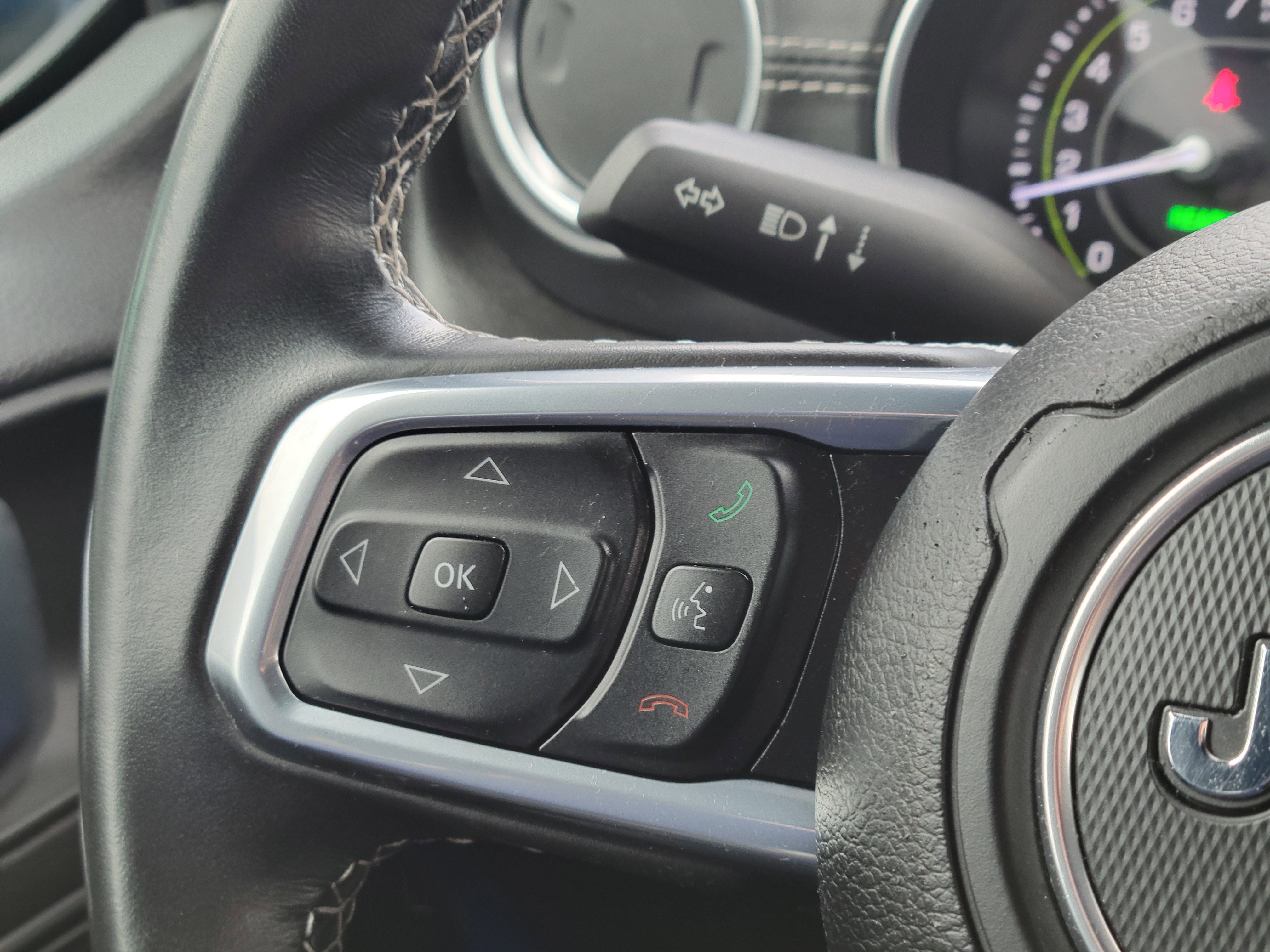 Used 2021 Jeep Wrangler Unlimited Sahara w/ Safety Group image 11