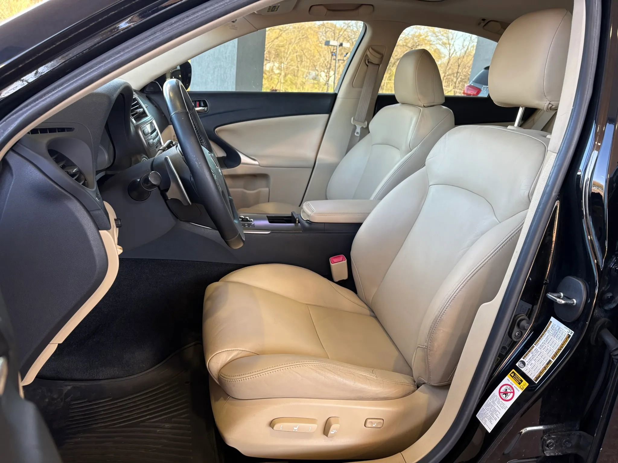 Used 2008 Lexus IS 250 AWD image 8