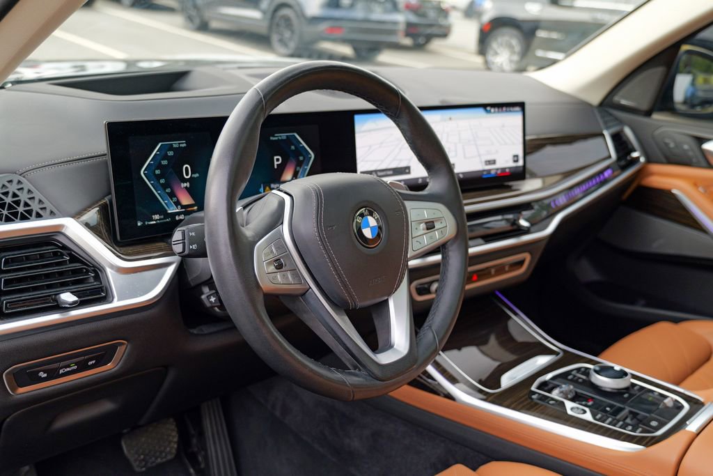 Used 2024 BMW X7 xDrive40i w/ Executive Package AWD/4WD image 21