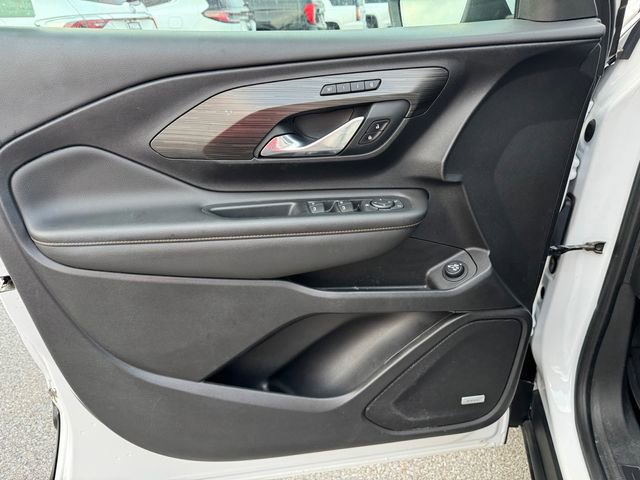 Used 2021 GMC Terrain SLT w/ Infotainment Package II image 13