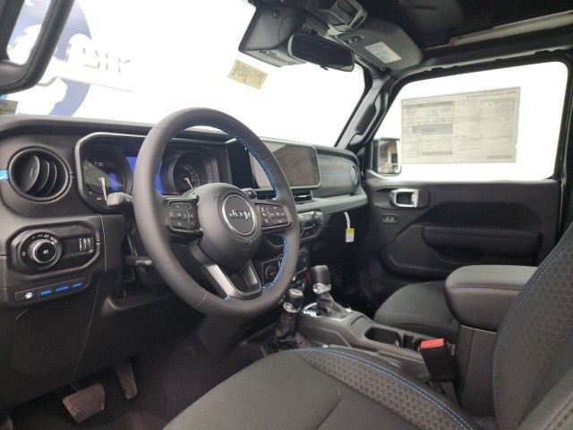 New 2025 Jeep Wrangler Unlimited Rubicon 4xe w/ Convenience Group image 12
