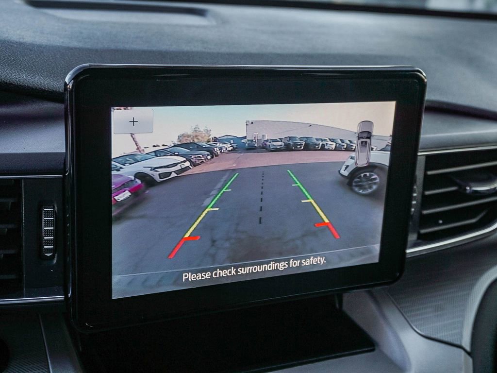 Used 2023 Ford Explorer XLT w/ Equipment Group 202A image 24