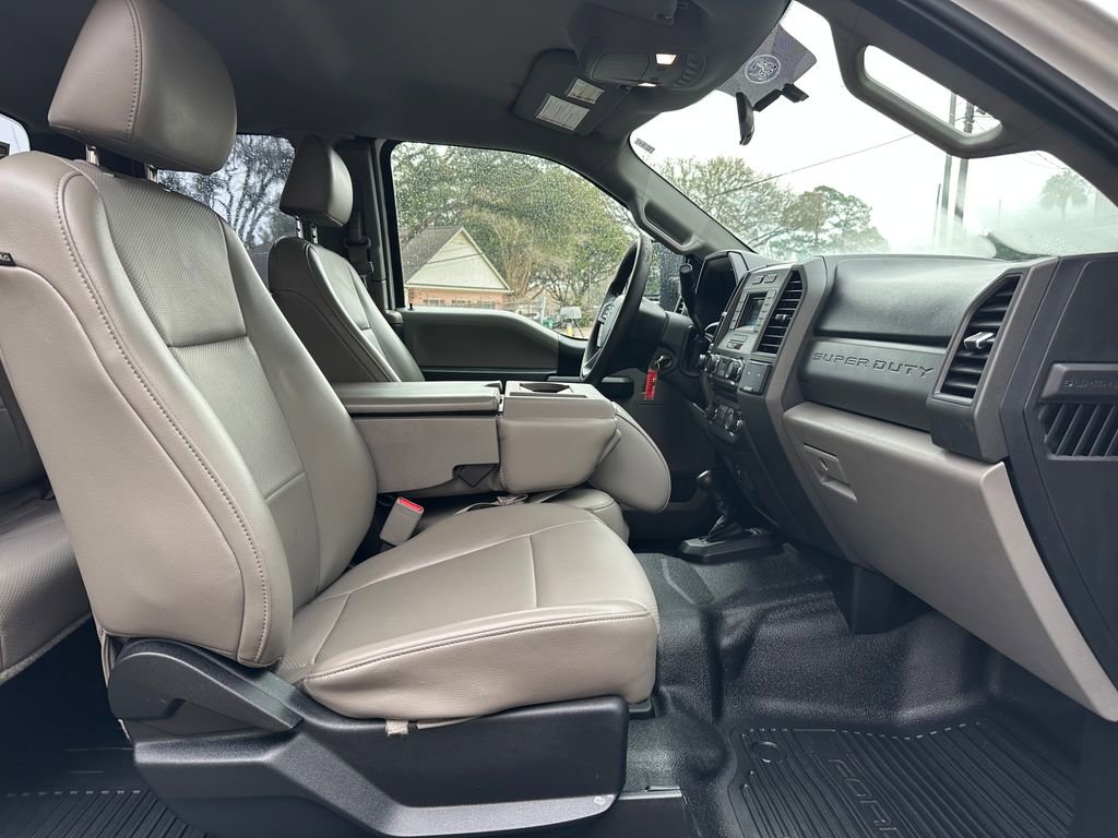 Used 2017 Ford F250 XL w/ Power Equipment Group image 44