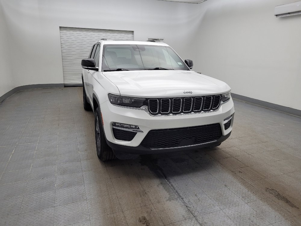 Used 2022 Jeep Grand Cherokee Limited 4xe image 14