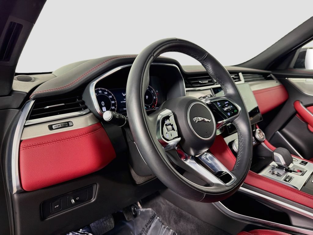 Used 2026 Jaguar F-PACE R-Dynamic S AWD/4WD image 9