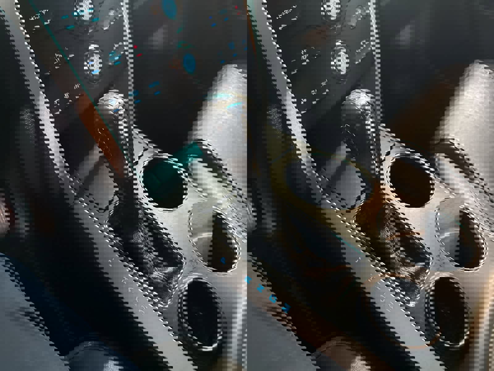 Used 2013 Ford Explorer XLT image 27