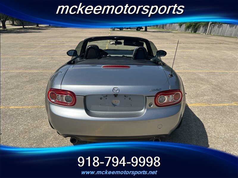 Used 2012 MAZDA MX-5 Miata Sport RWD image 3