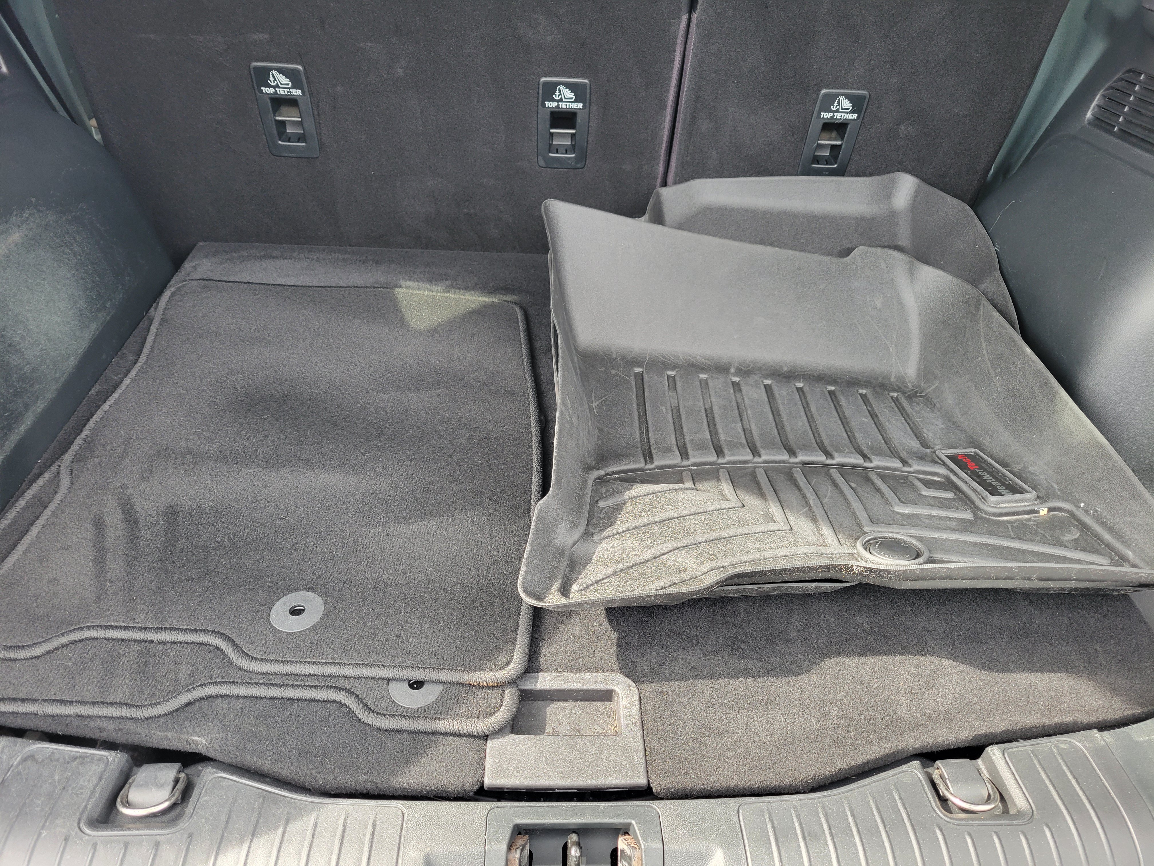 Used 2020 Ford Escape Titanium FWD image 9