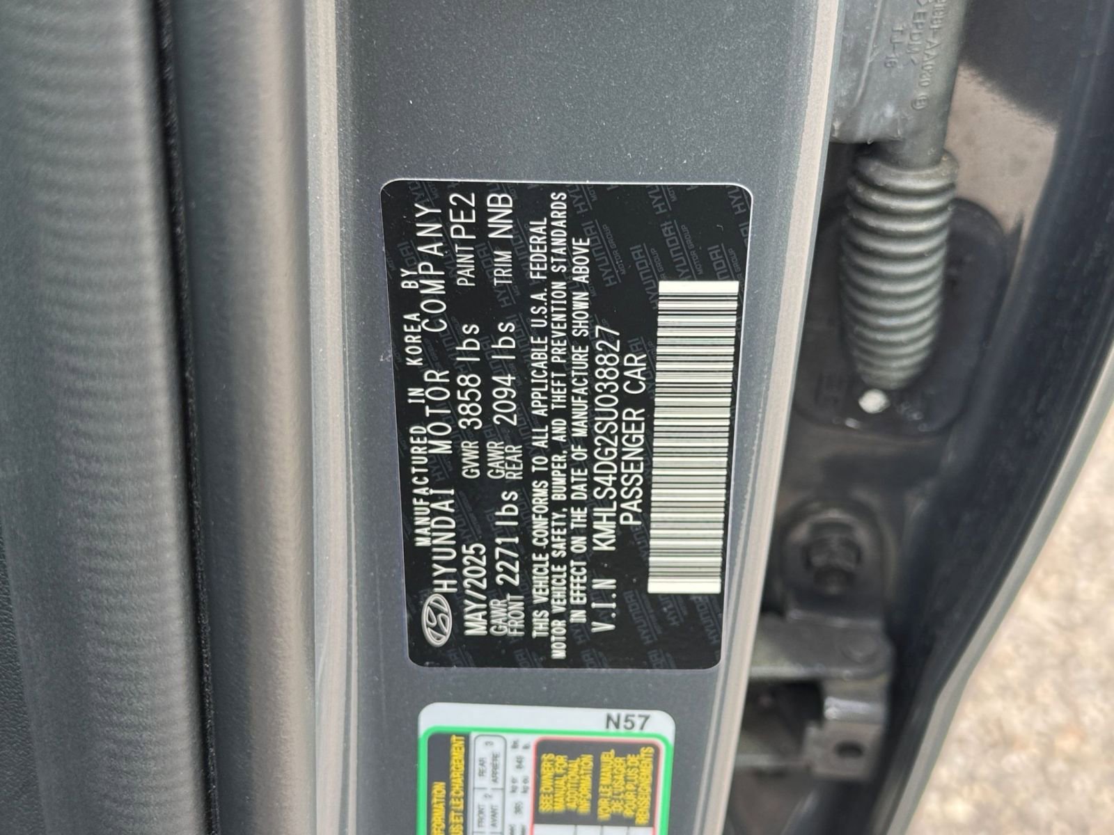 Used 2025 Hyundai Elantra SEL image 25