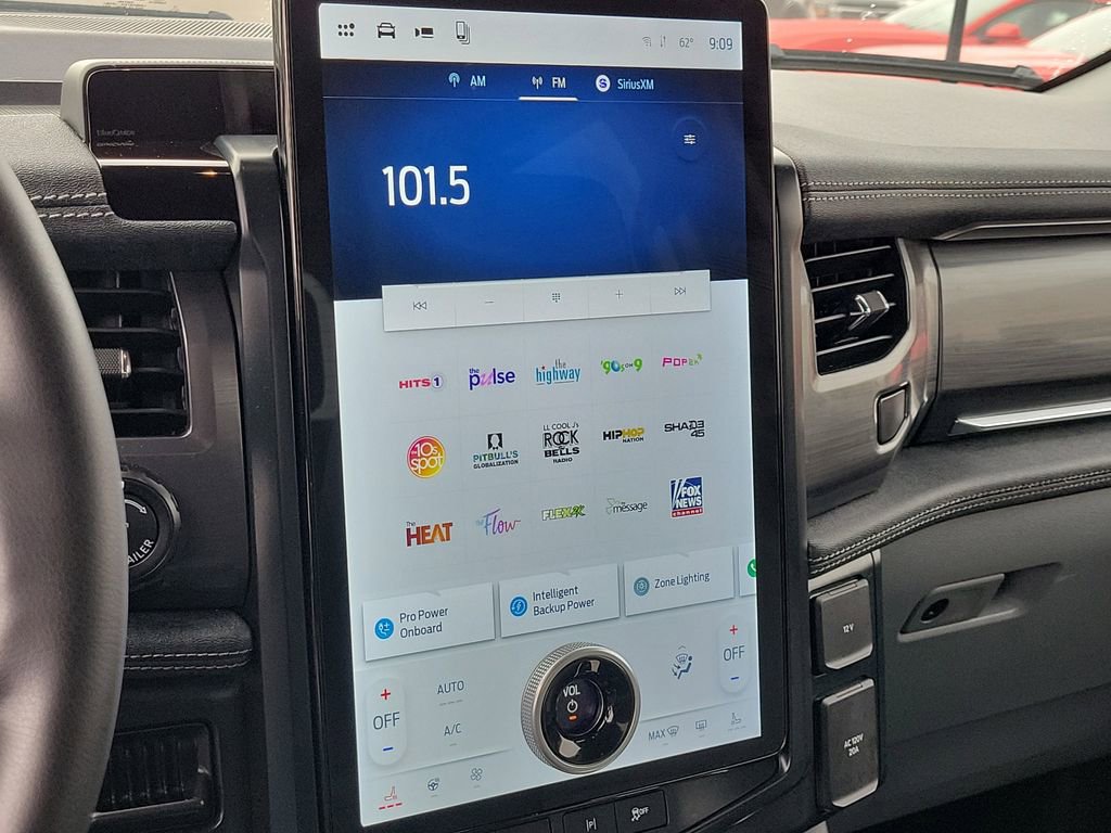 Used 2025 Ford F150 Lightning Flash image 24