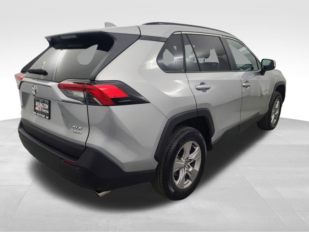 Used 2025 Toyota RAV4 XLE image 5