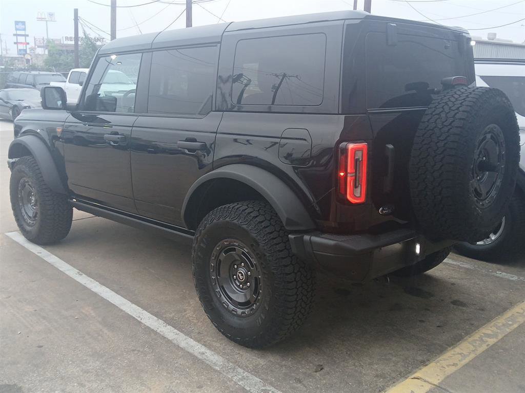Used 2025 Ford Bronco Badlands AWD/4WD image 8