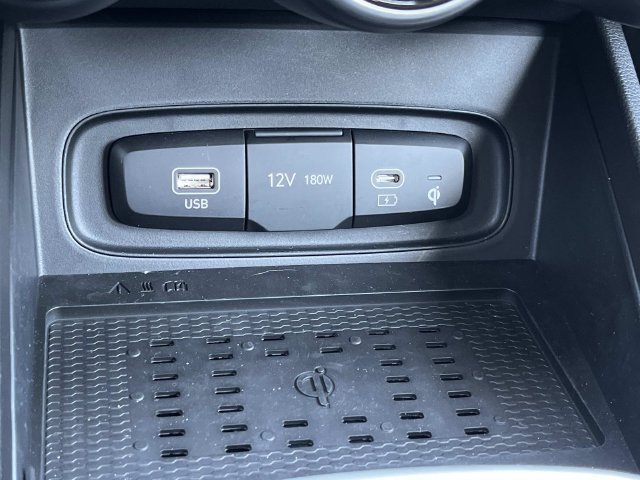 New 2026 Hyundai Venue SEL FWD image 33