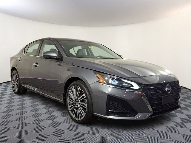 Used 2023 Nissan Altima 2.5 SL AWD/4WD image 1