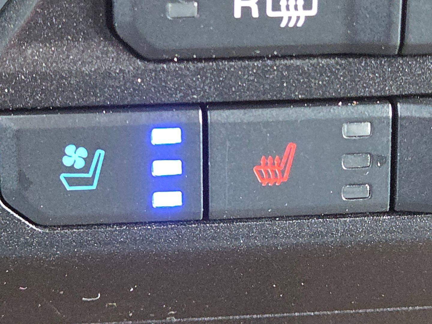 Used 2019 Ford F150 Lariat w/ Equipment Group 502A Luxury image 6