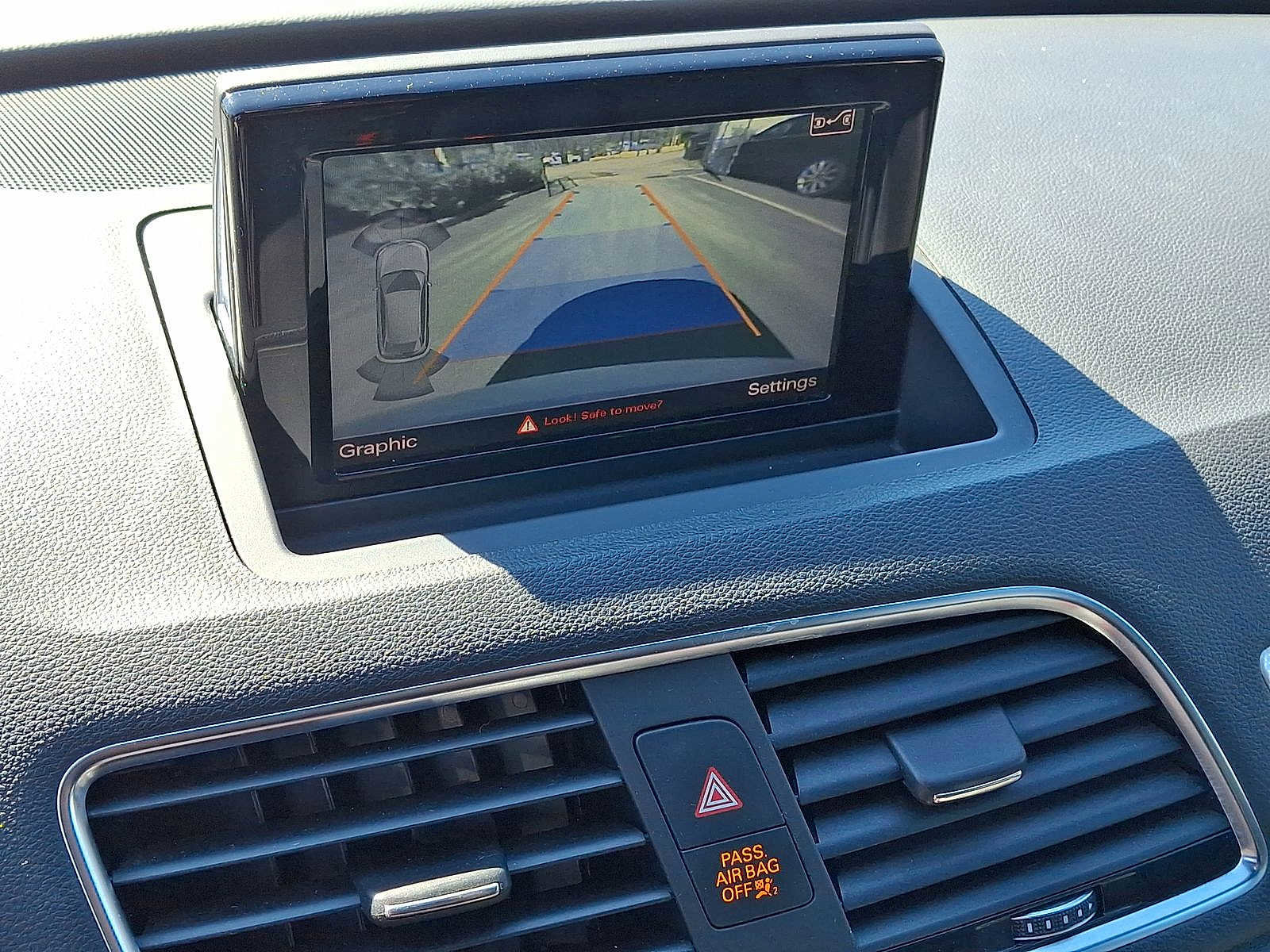 Used 2018 Audi Q3 2.0T Premium Plus w/ Premium Plus Package image 15