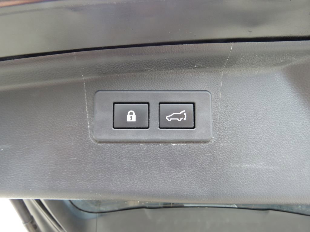 Used 2020 Subaru Outback Touring AWD/4WD image 16
