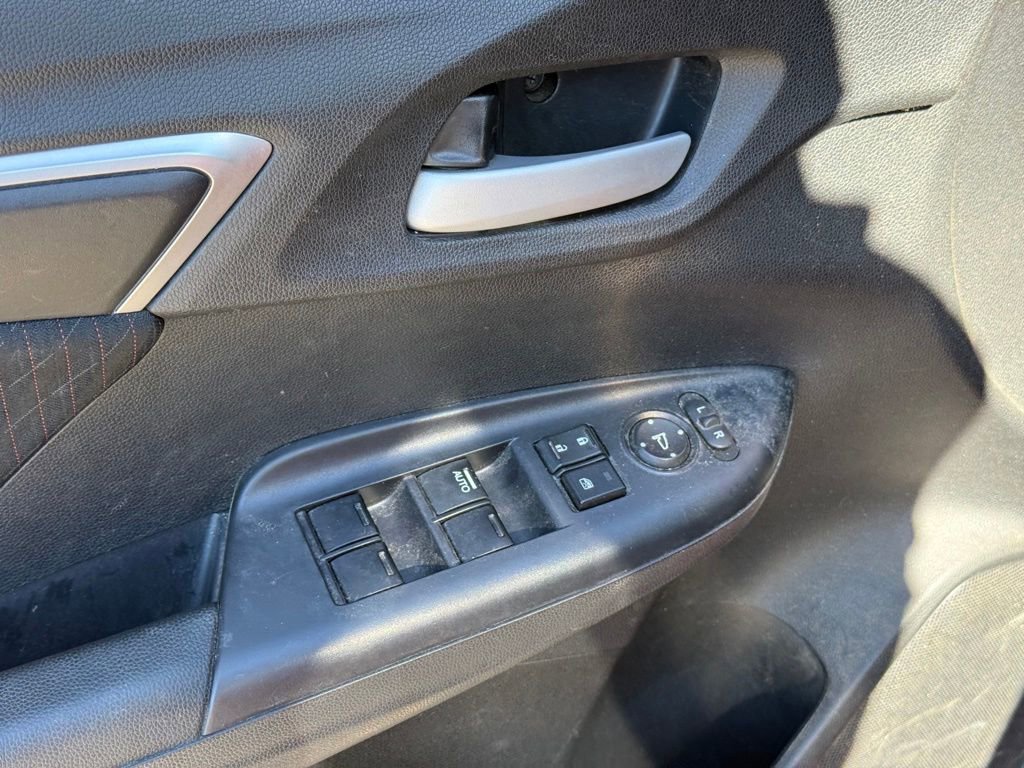 Used 2018 Honda Fit Sport image 11