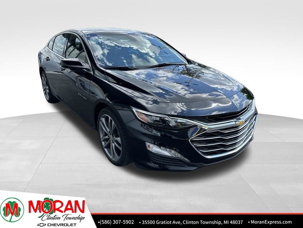 Used 2022 Chevrolet Malibu LT FWD image 2