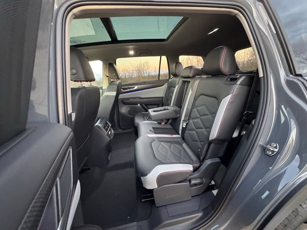 New 2026 Volkswagen Atlas Peak Edition AWD/4WD image 26