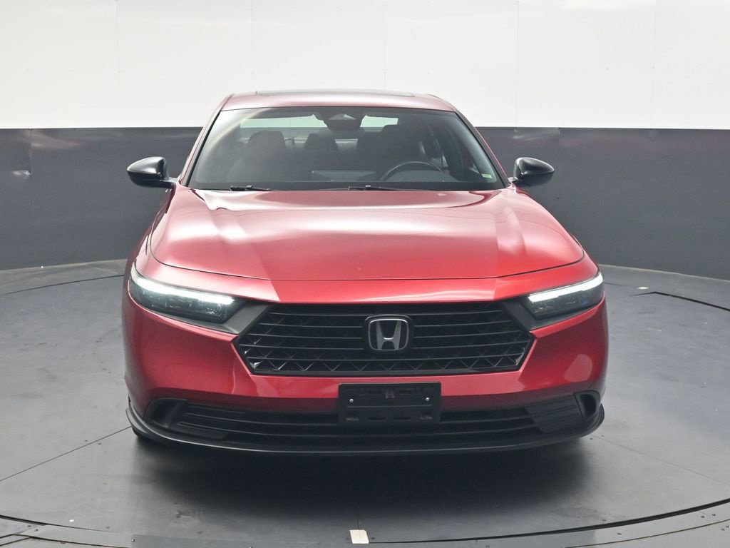 Used 2023 Honda Accord Sport image 9