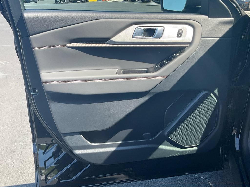 New 2026 Ford Explorer Active w/ Active Comfort Package RWD image 17