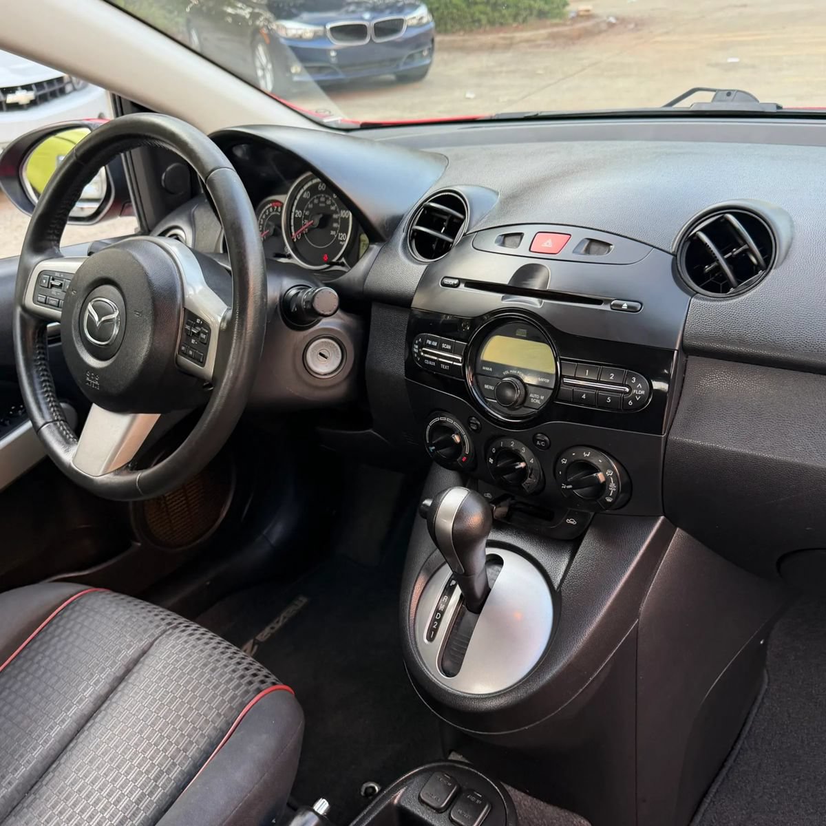 Used 2011 MAZDA MAZDA2 Touring FWD image 42