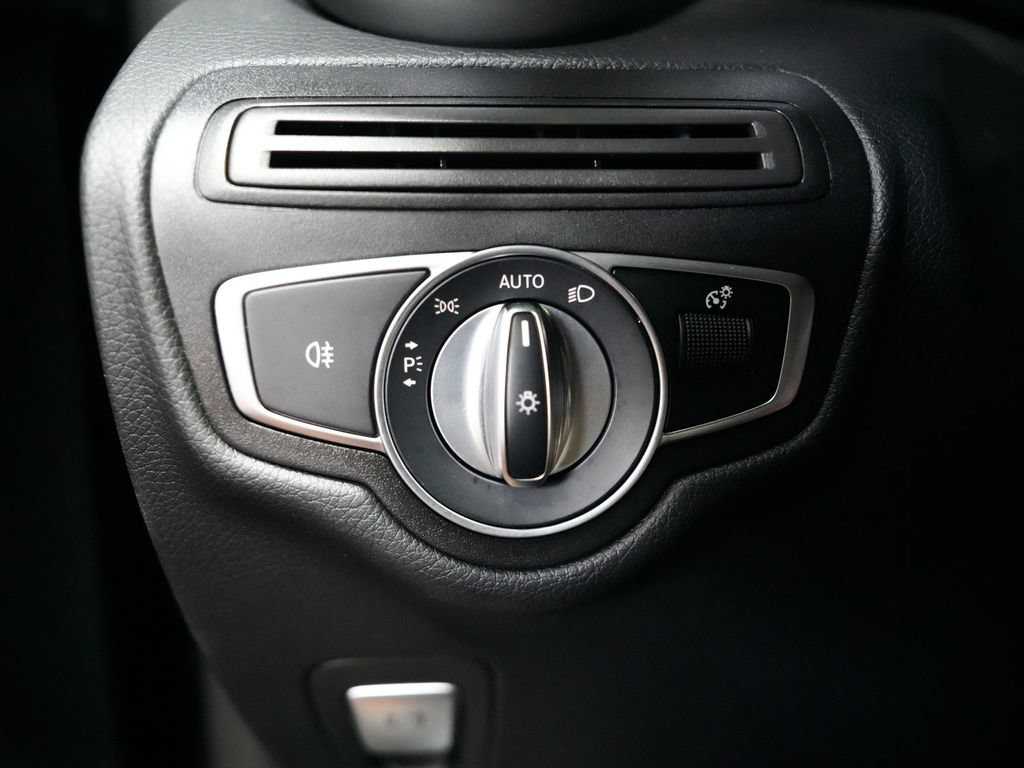 Used 2021 Mercedes-Benz GLC 63 AMG S image 19