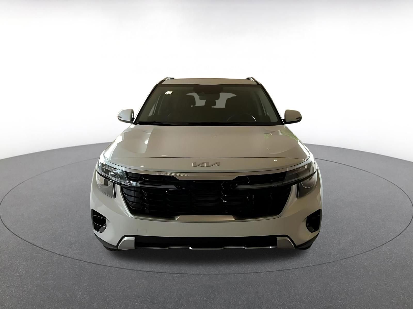 Used 2025 Kia Seltos S FWD image 4