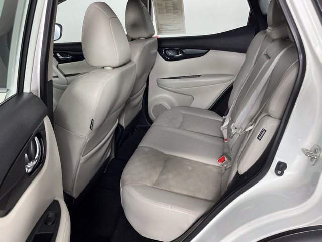 Used 2022 Nissan Rogue Sport SV w/ Technology Package AWD/4WD image 24