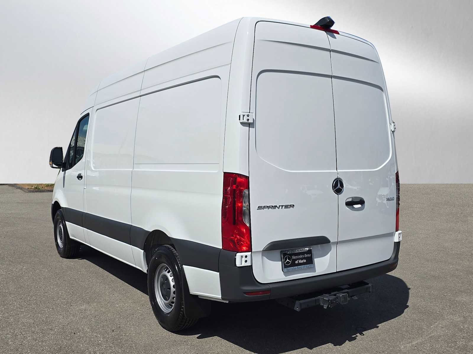 Used 2023 Mercedes-Benz Sprinter 1500 image 7