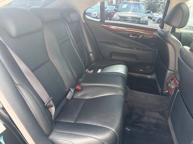 Used 2007 Lexus LS 460 L w/ Luxury Pkg RWD image 24