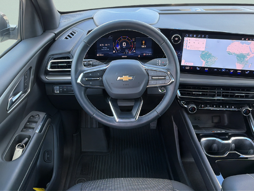 Used 2026 Chevrolet Traverse LT w/ Driver Confidence Package FWD image 13