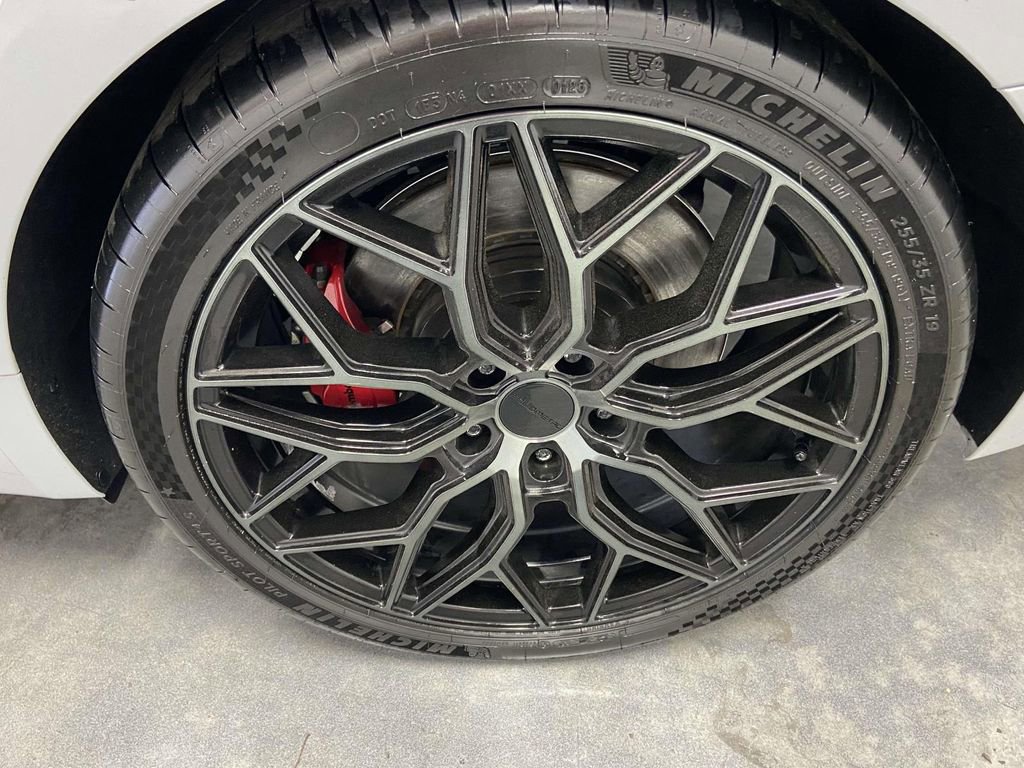 Used 2023 Genesis G70 3.3T w/ Sport Prestige Package image 9