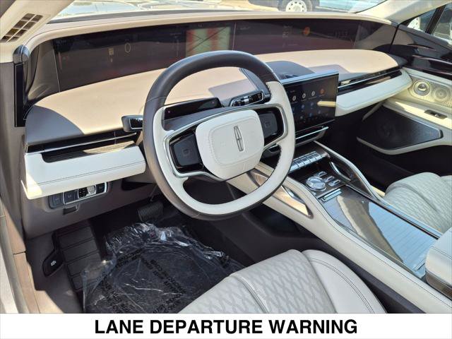 Used 2026 Lincoln Nautilus Black Label AWD/4WD image 12