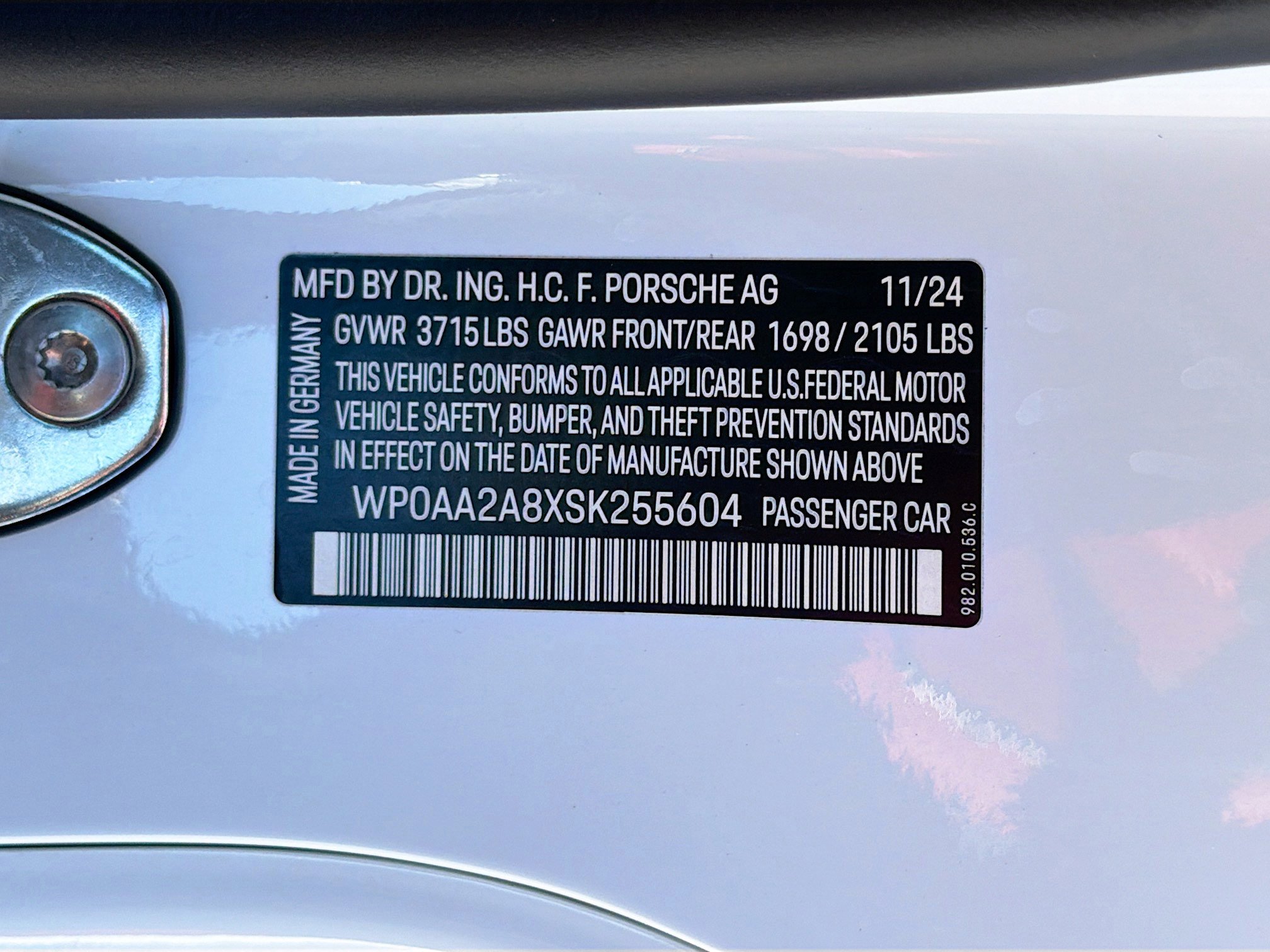 Used 2025 Porsche 718 Cayman RWD image 39